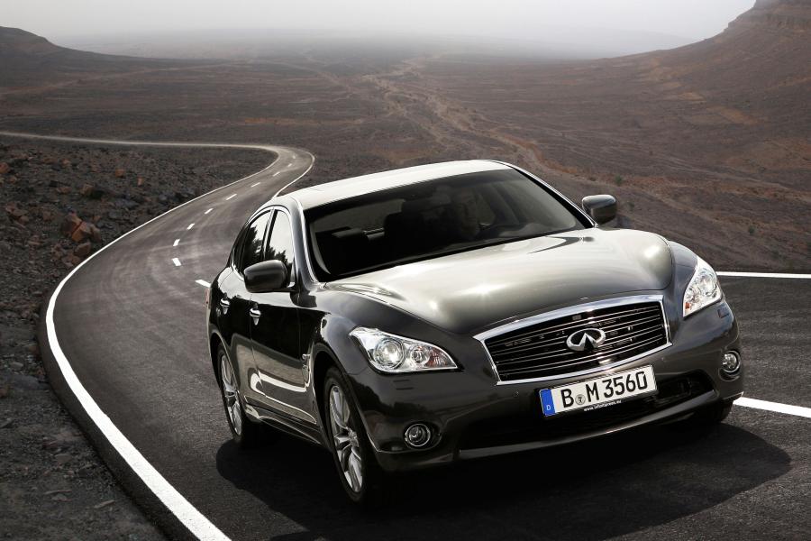  Infiniti M35h 2013 года  (фото 5 из 5)